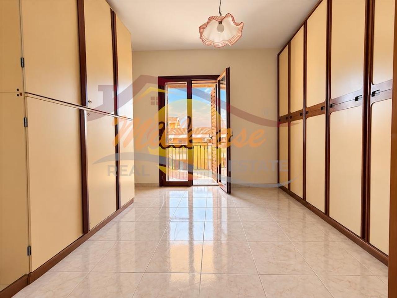 Trilocale con terrazzo in via siracusa 22, Siracusa