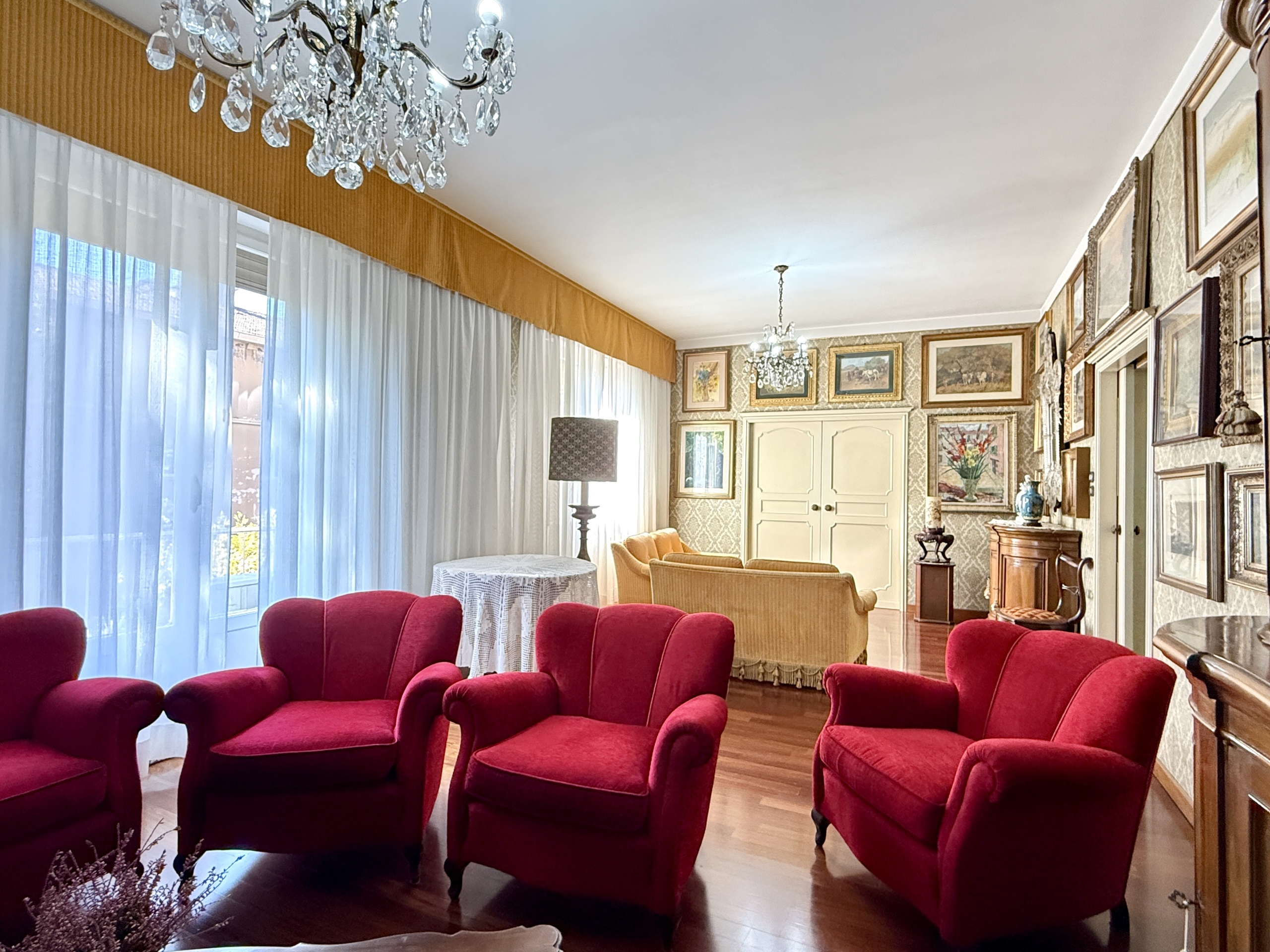 Appartamento in vendita in via del borgo di san pietro 101, Bologna