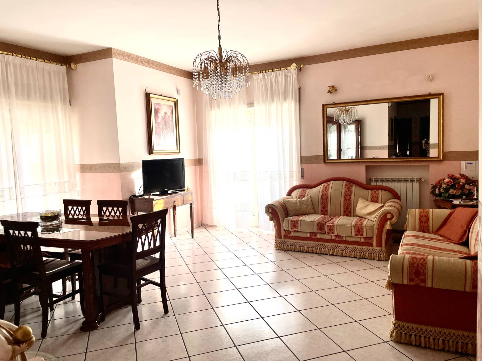 Appartamento in vendita a Albano Laziale, Pavona