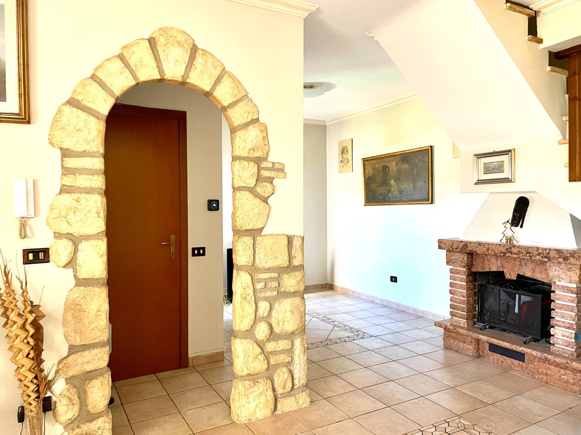 Villa in vendita a Ardea, Nuova Florida