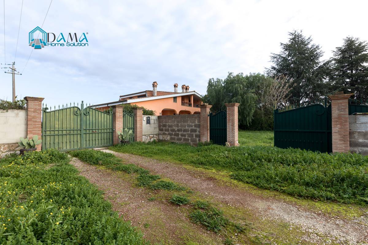 Villette a schiera in vendita a Pomezia