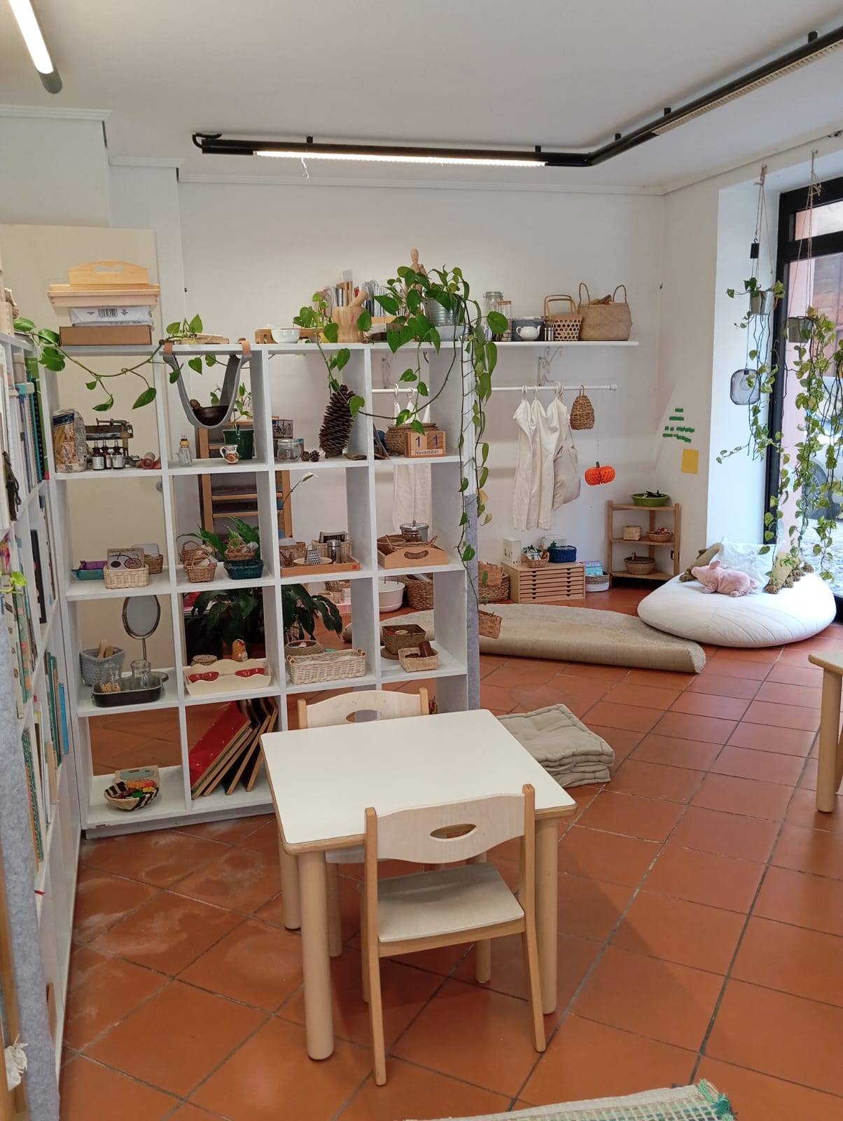 Locale commerciale in vendita a Mantova, Centro storico