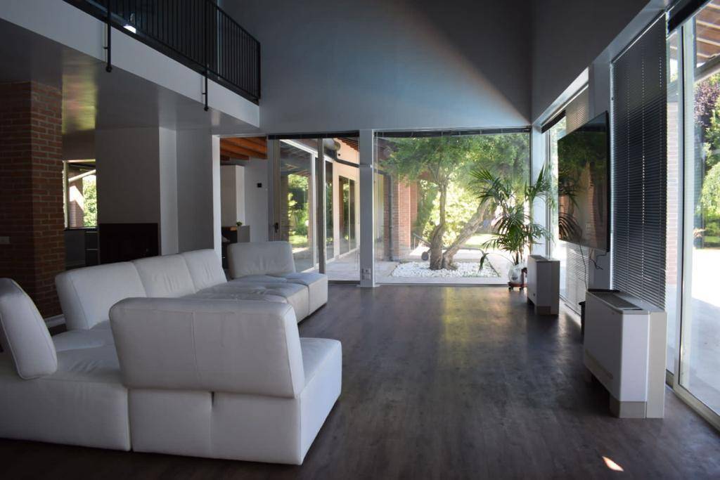 Villa in vendita a Curtatone