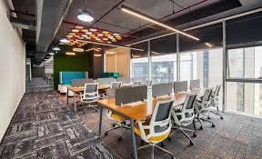 Locale commerciale in affitto a Mantova, Centro storico