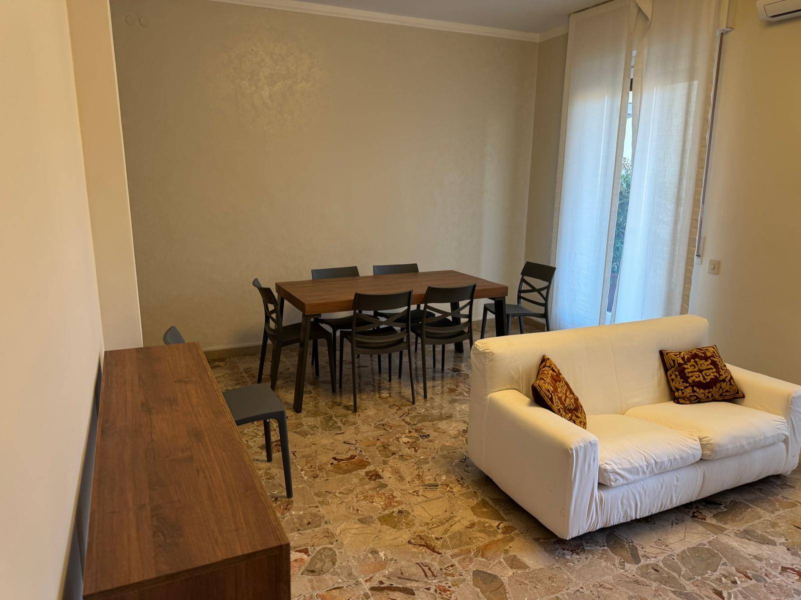 Appartamento in affitto a Mantova