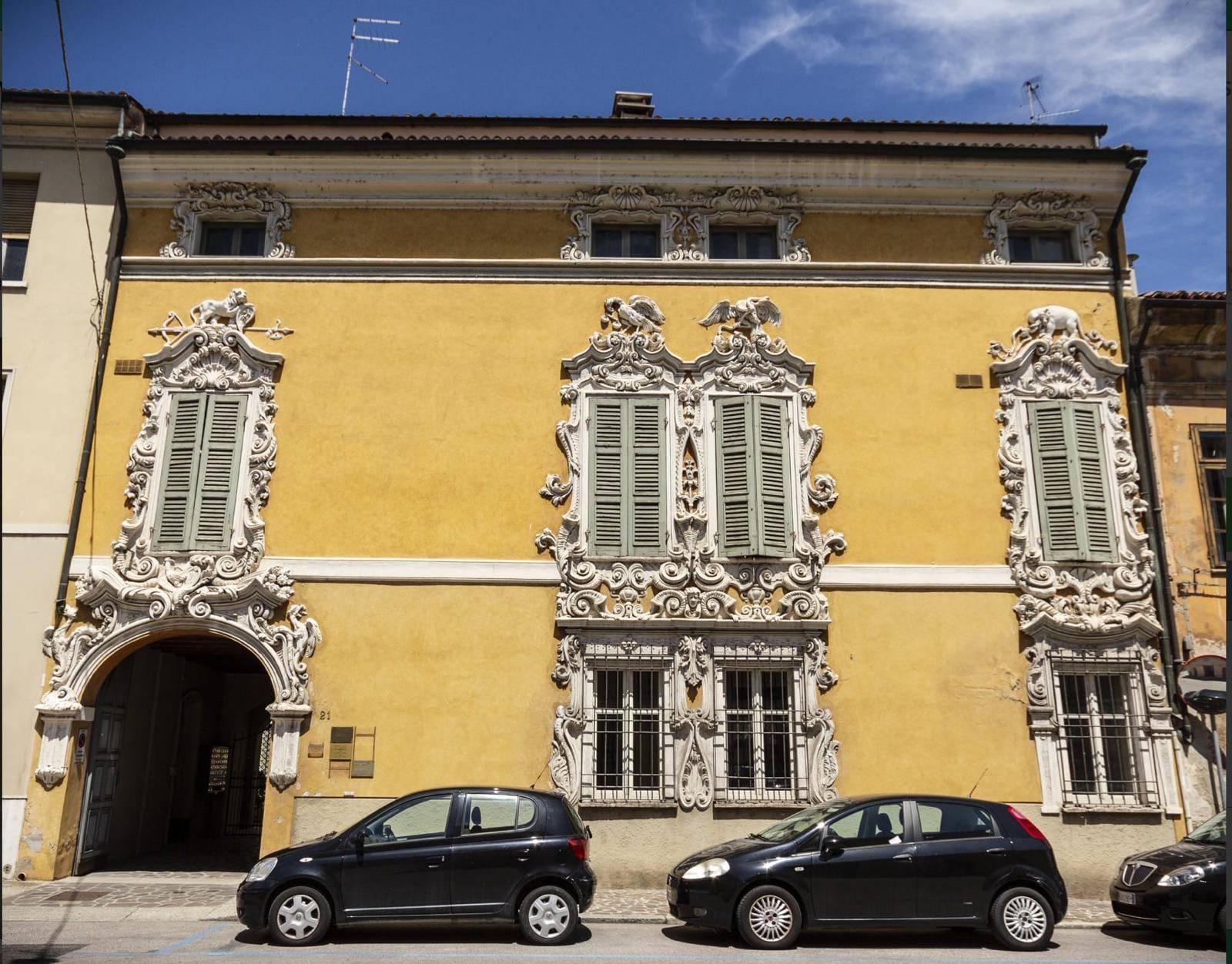 Appartamento in vendita a Mantova, Centro storico