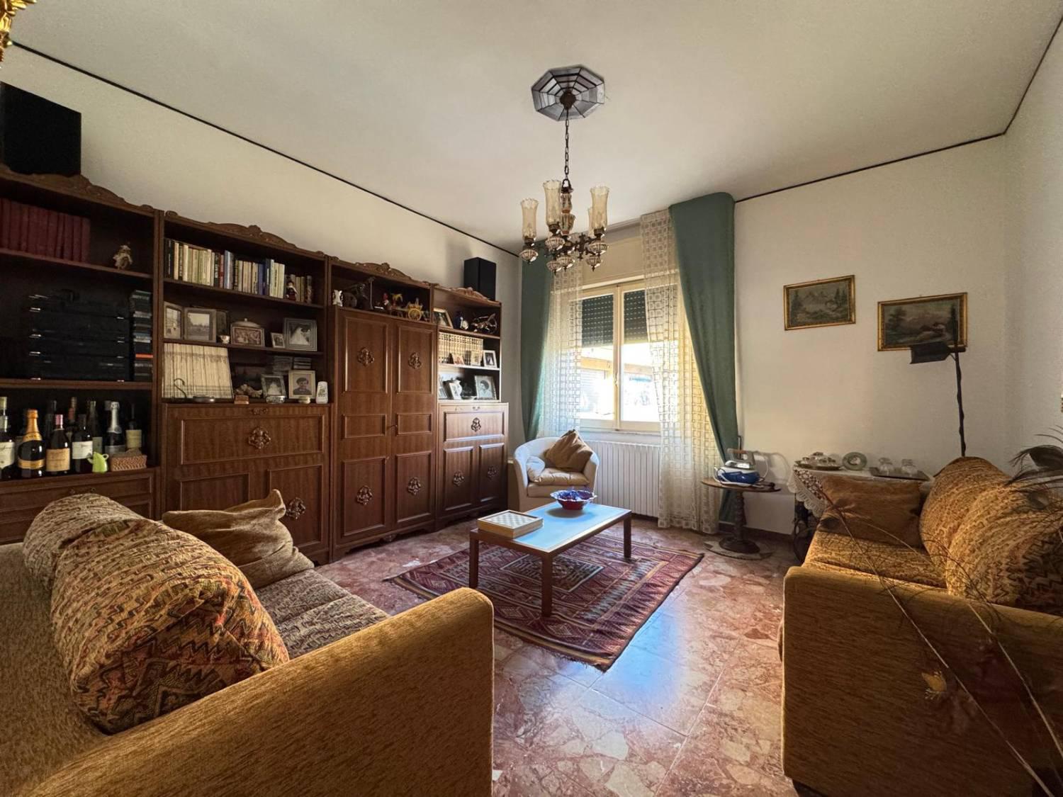 Casa indipendente con giardino a Montesilvano