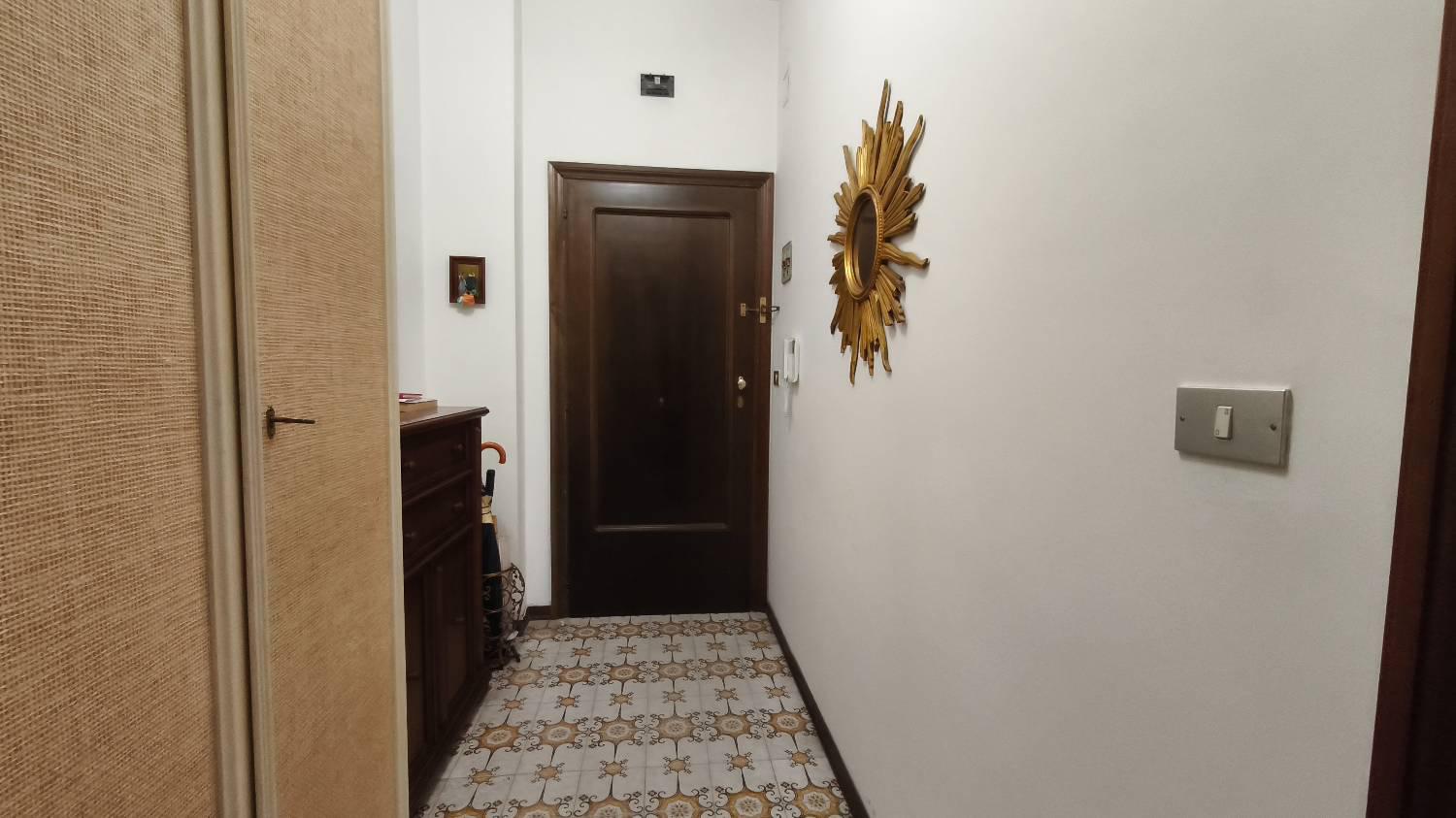 Quadrilocale con box a Silvi