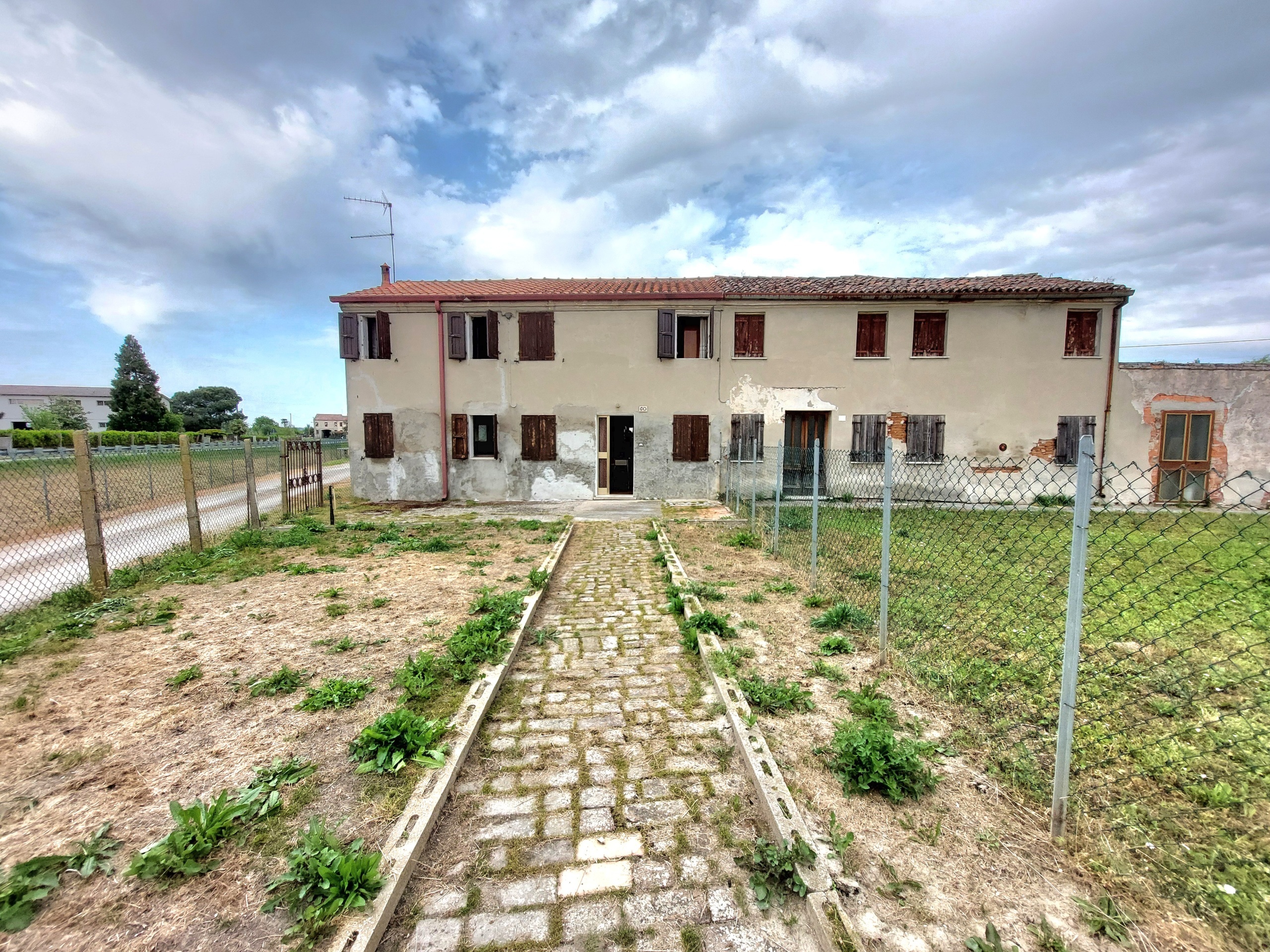 Casa indipendente con giardino in via ponte dell'asino 60, Rovigo