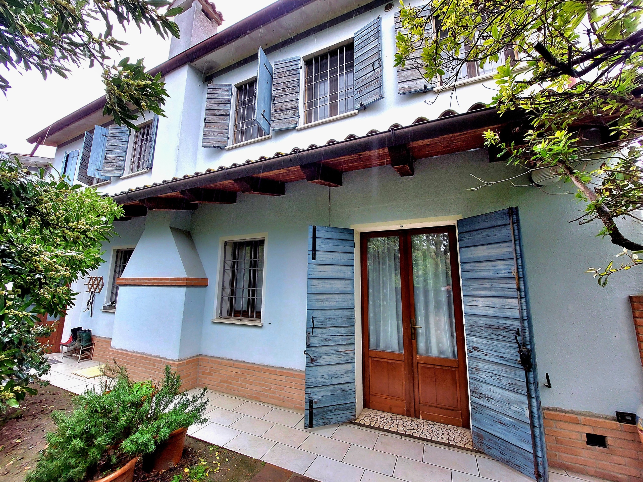 Villa con giardino in via adige superiore 1, Vescovana