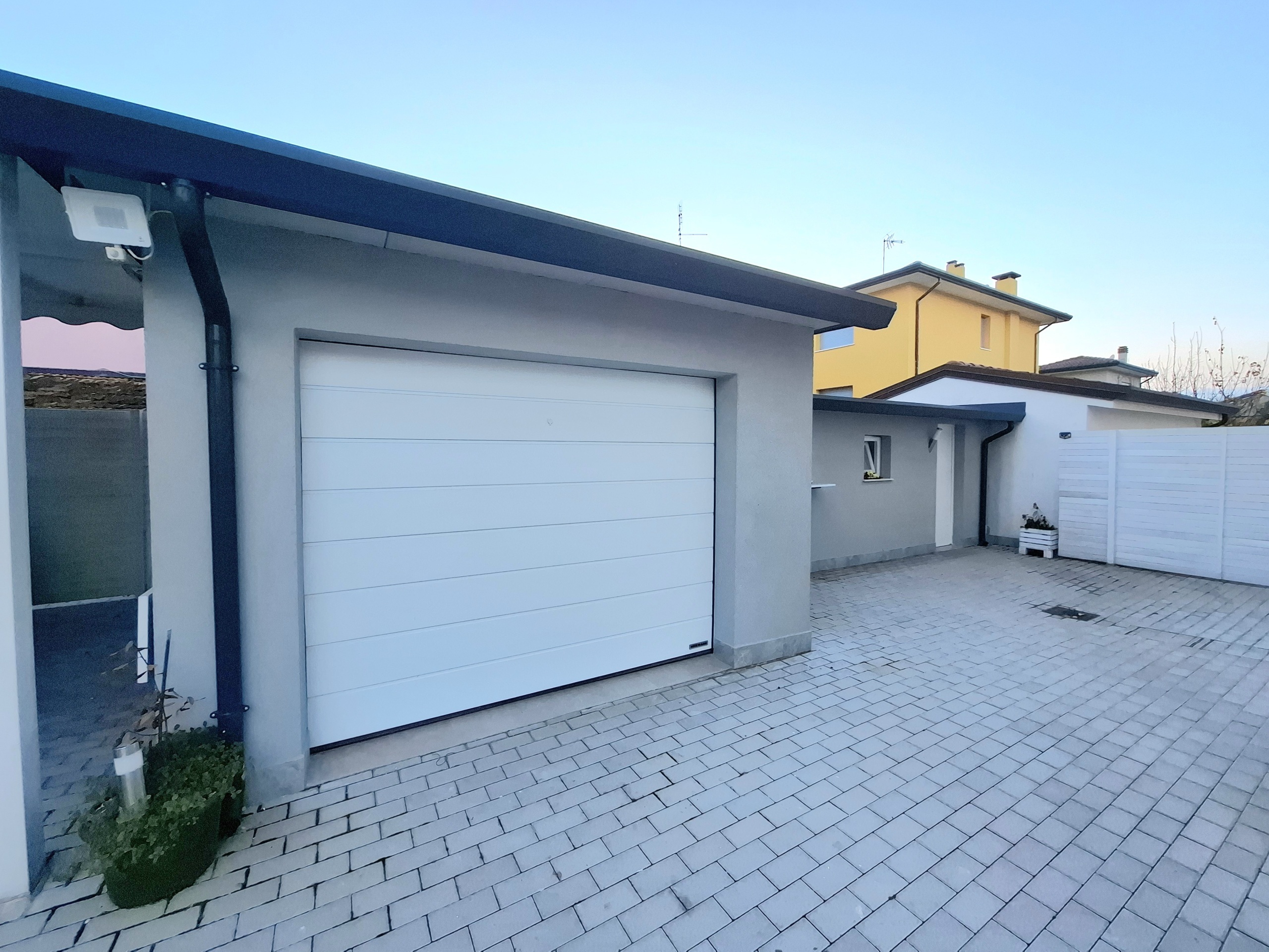 Casa indipendente con giardino in via isonzo 5, Rovigo