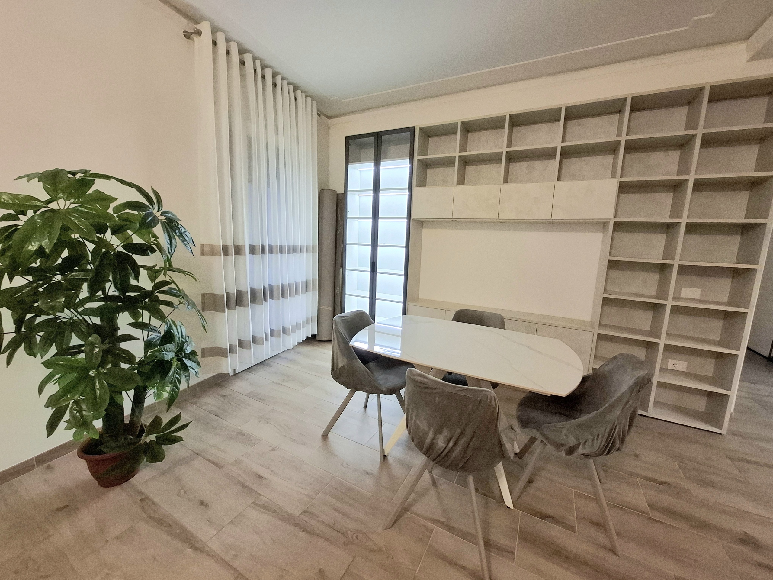 Quadrilocale con terrazzo in corso del popolo 115, Rovigo