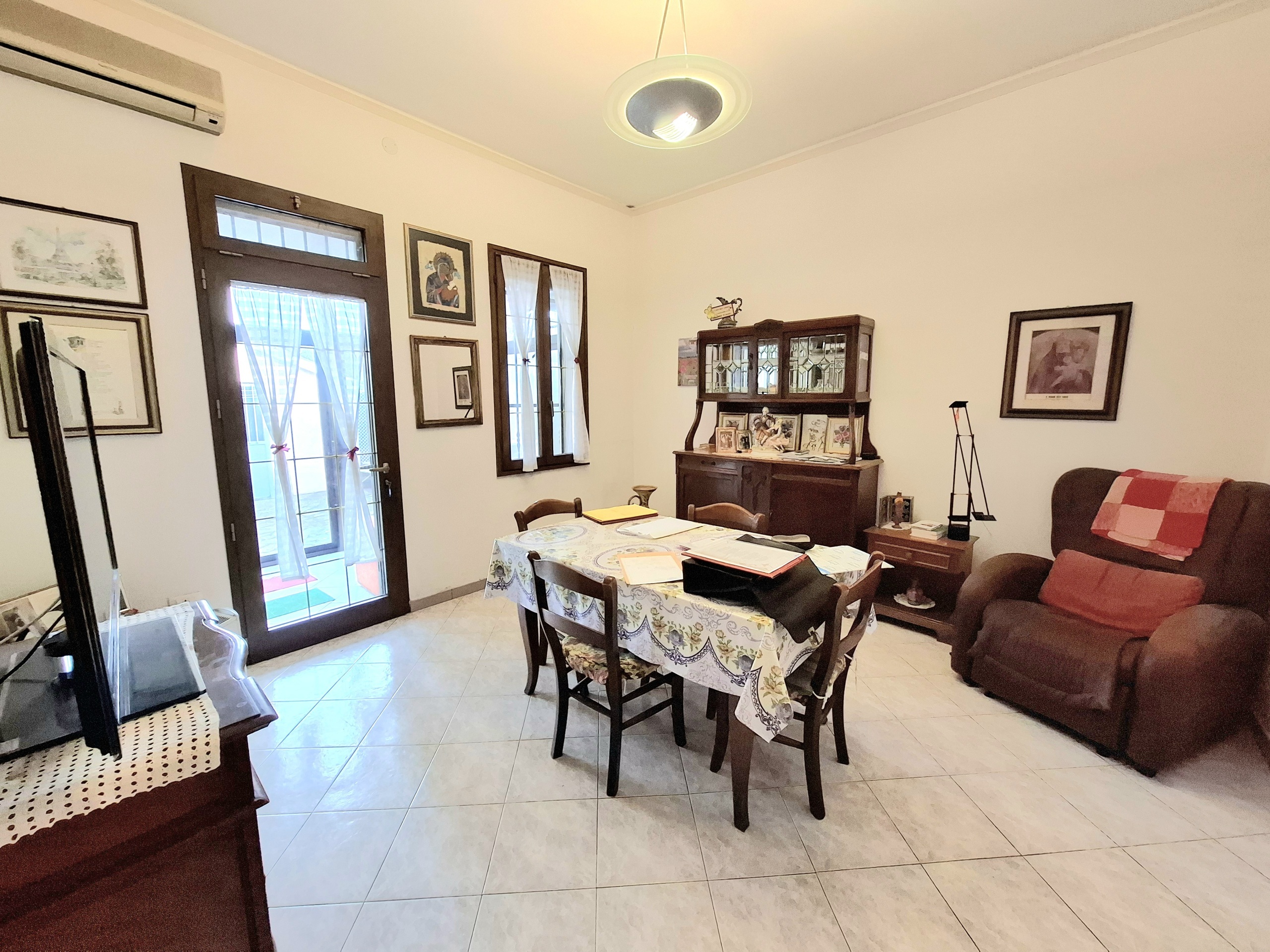 Villetta a schiera con giardino in via ragazzi del '99 8, Rovigo