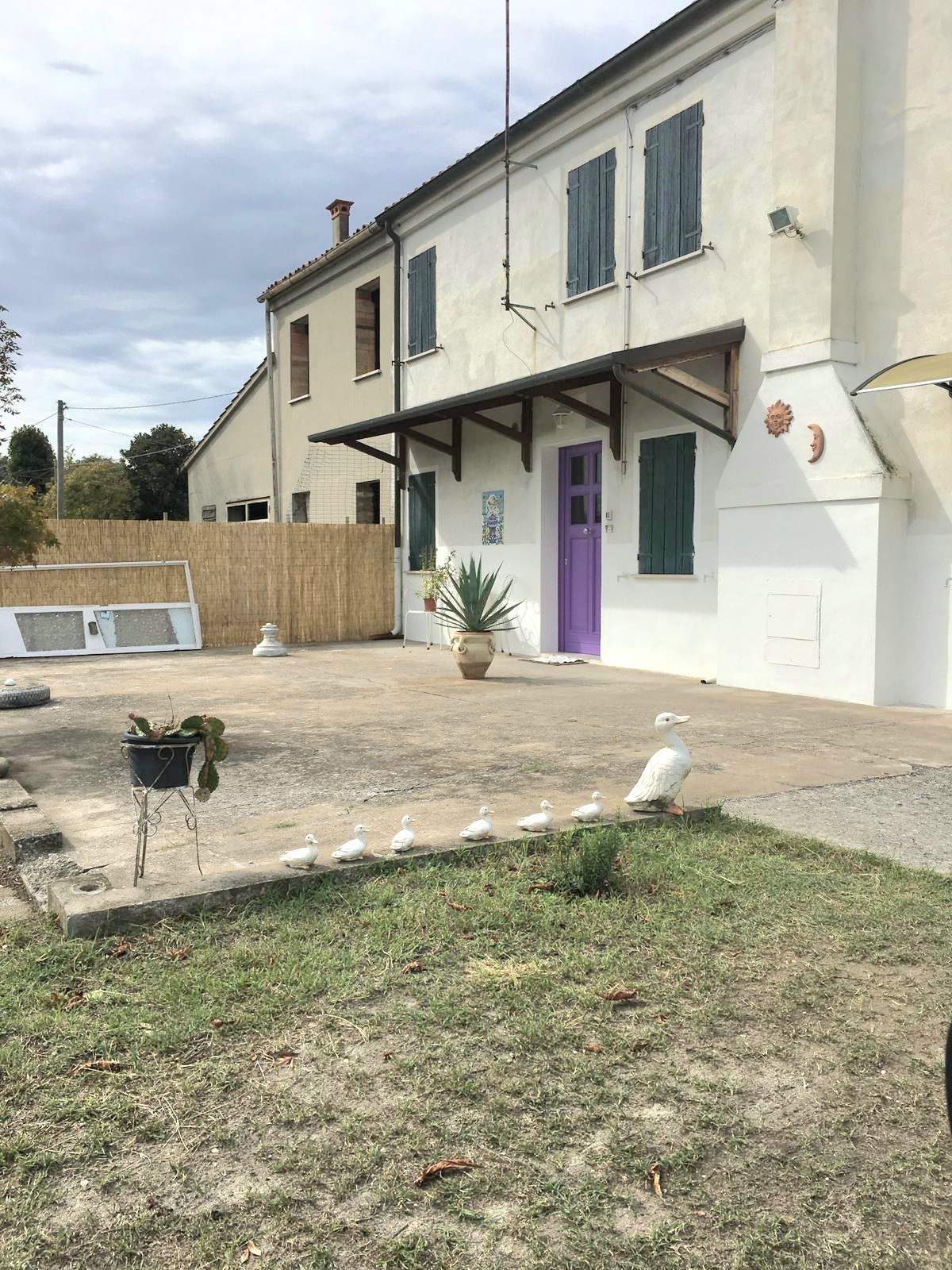 Casa indipendente con giardino in via veniera 24, Rovigo