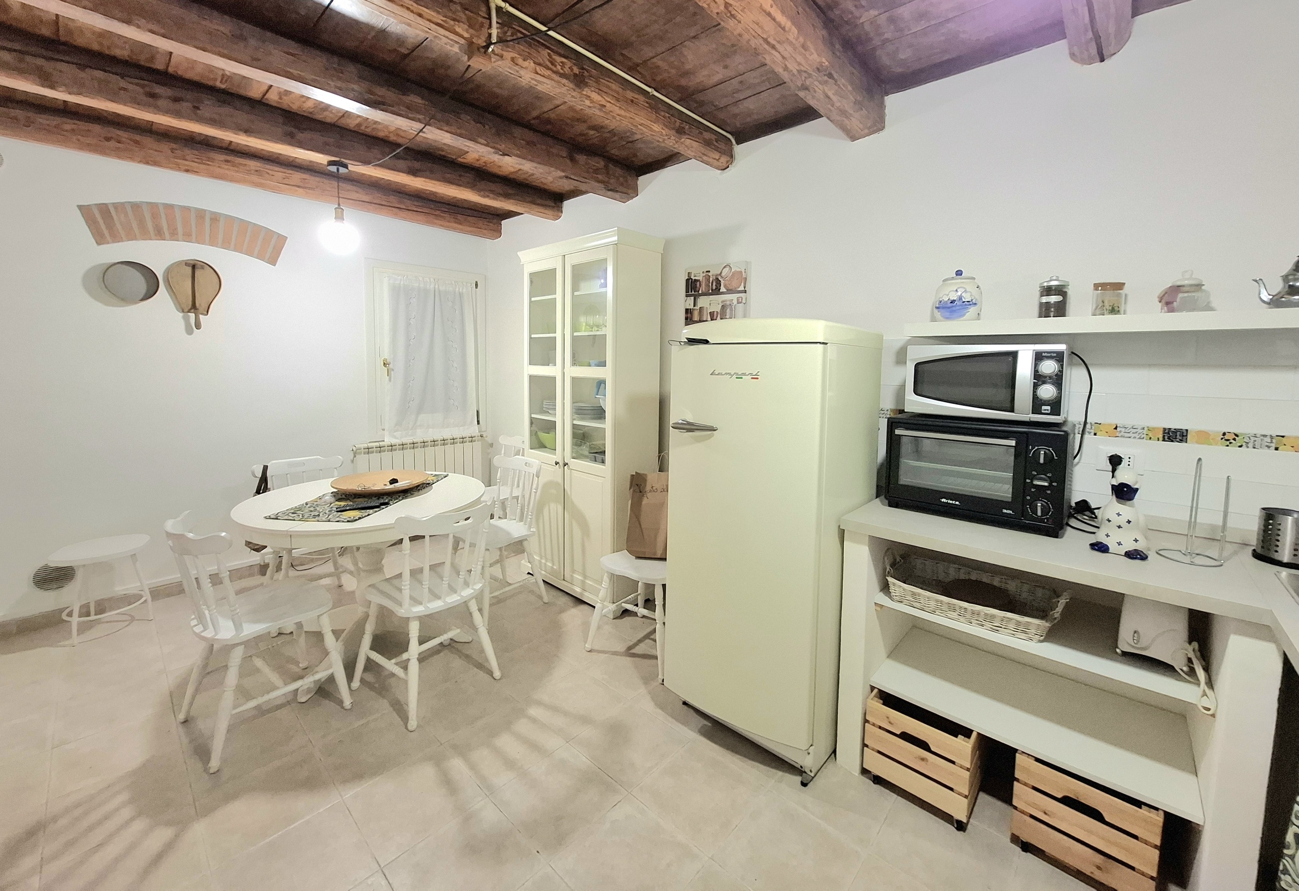 Casa indipendente con giardino in via veniera 24, Rovigo
