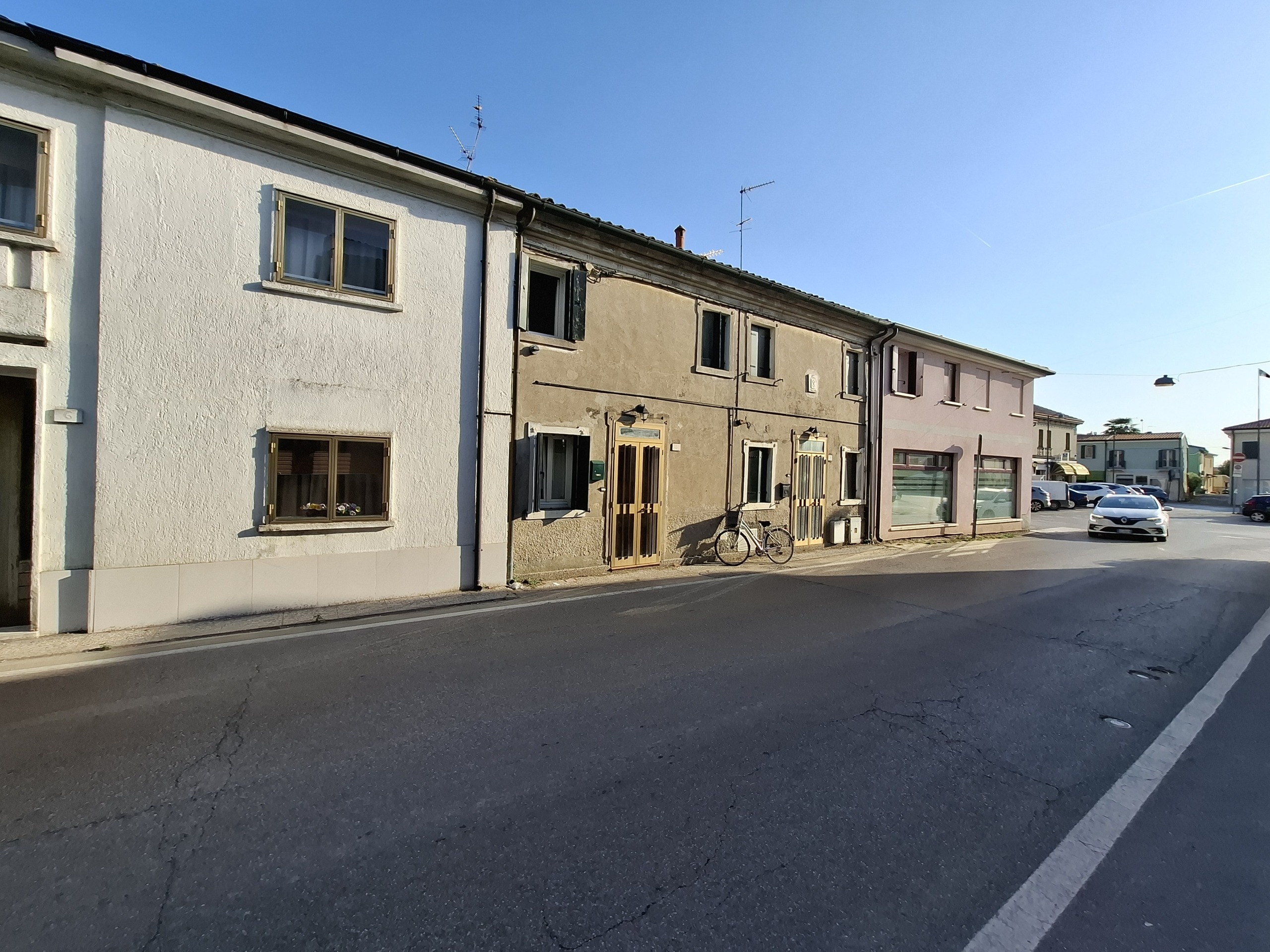 Casa indipendente con giardino in via massimo d'azeglio 4, Rovigo
