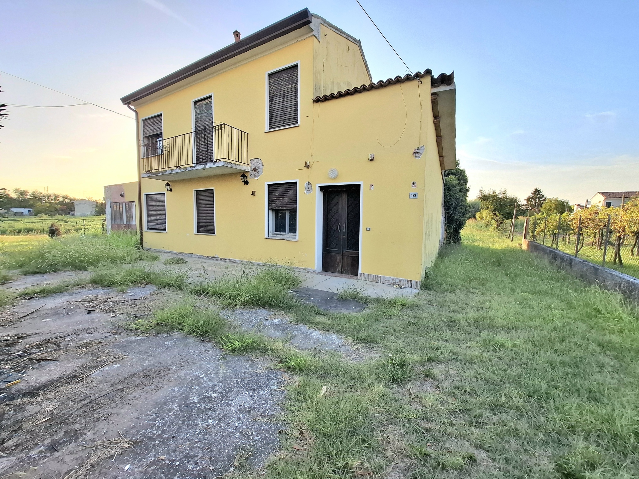Casa indipendente con giardino in via cadeasse 10, Boara Pisani