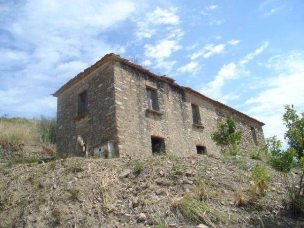 Rustico in vendita a Ogliastro Cilento