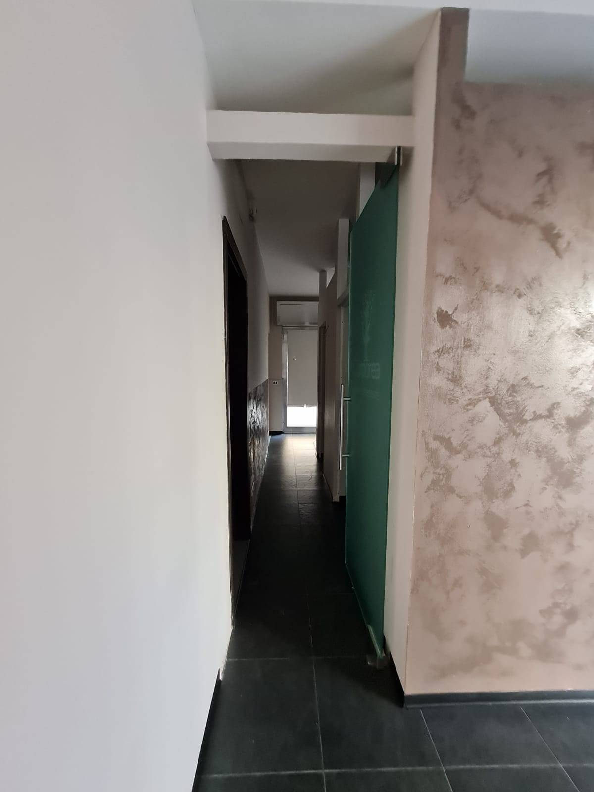 Locale commerciale in vendita a Agropoli