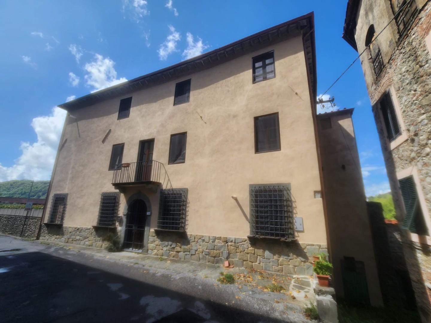 Casa indipendente in vendita, Borgo a Mozzano chifenti