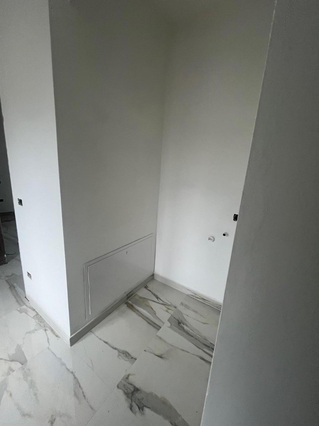 Villa con giardino, Lucca san marco