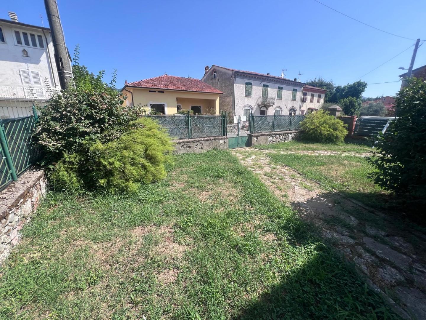 Appartamento con giardino, Capannori marlia