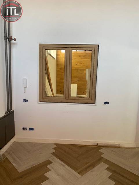 Locale commerciale in affitto a Roma