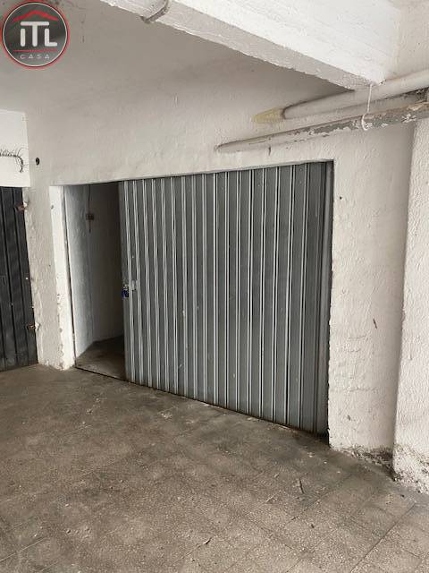 Locale commerciale in vendita a Roma, Pineta Sacchetti