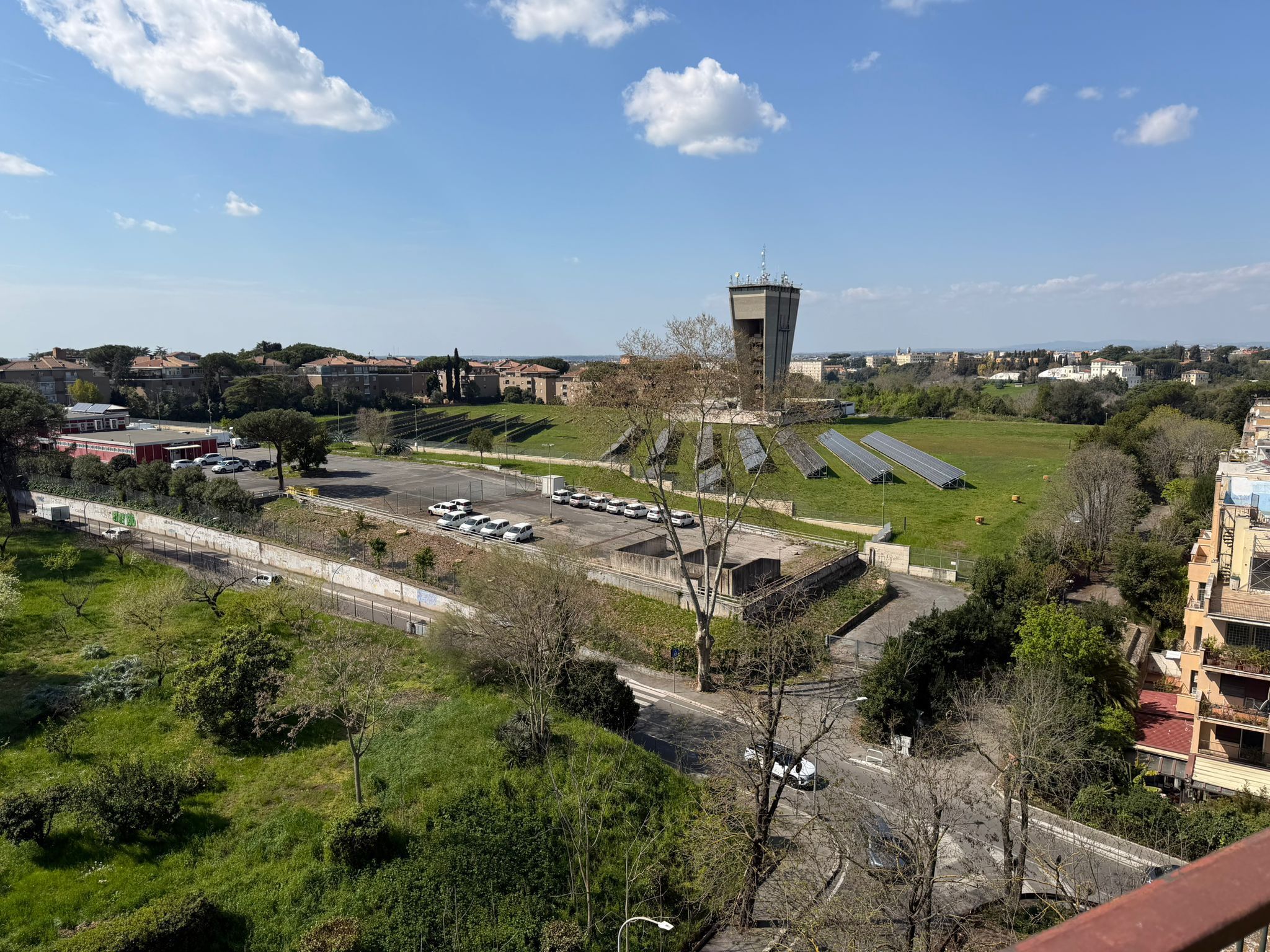 Attico da ristrutturare in via dei gandolfi, Roma