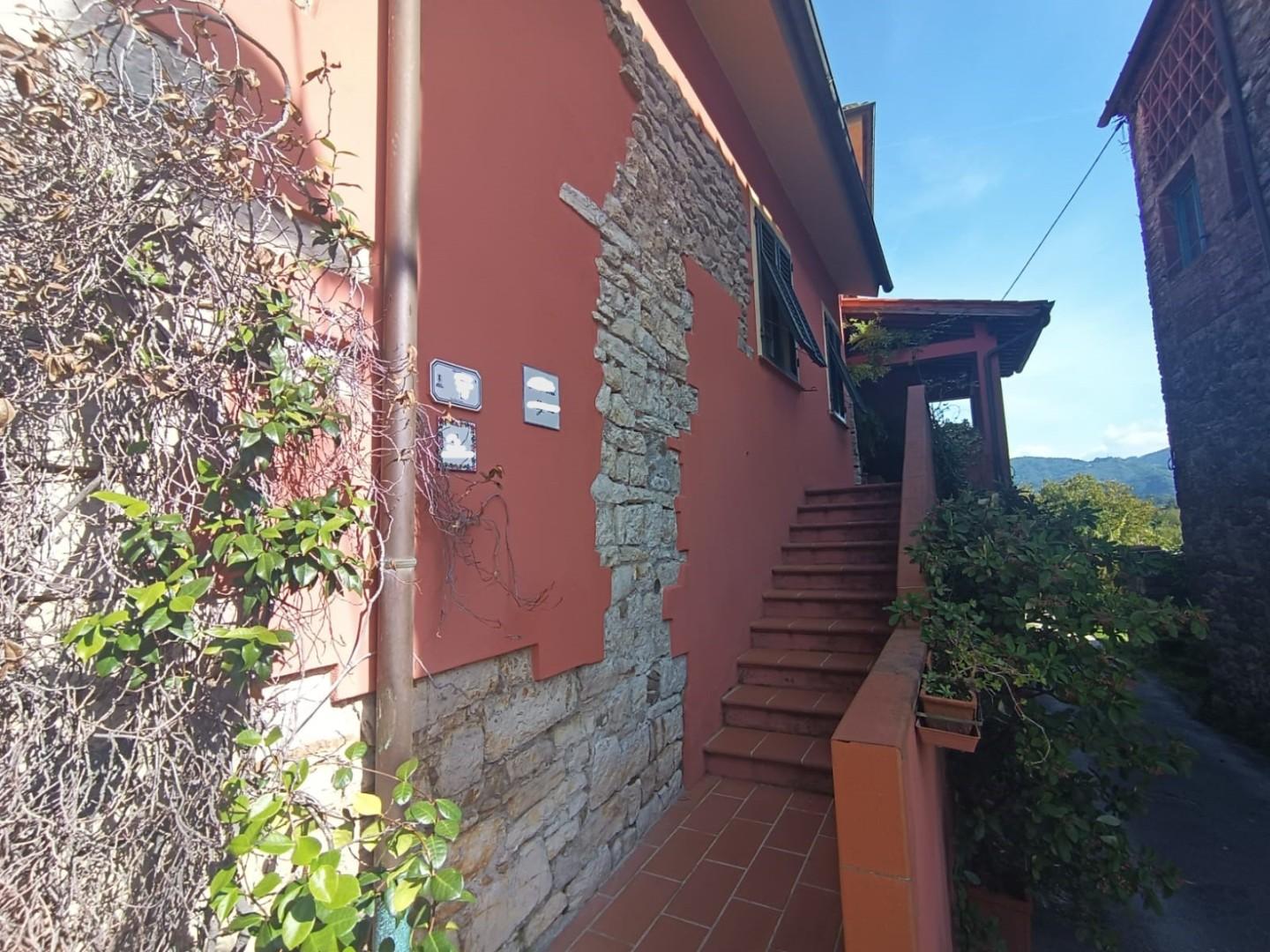 Casa indipendente in vendita, Borgo a Mozzano diecimo
