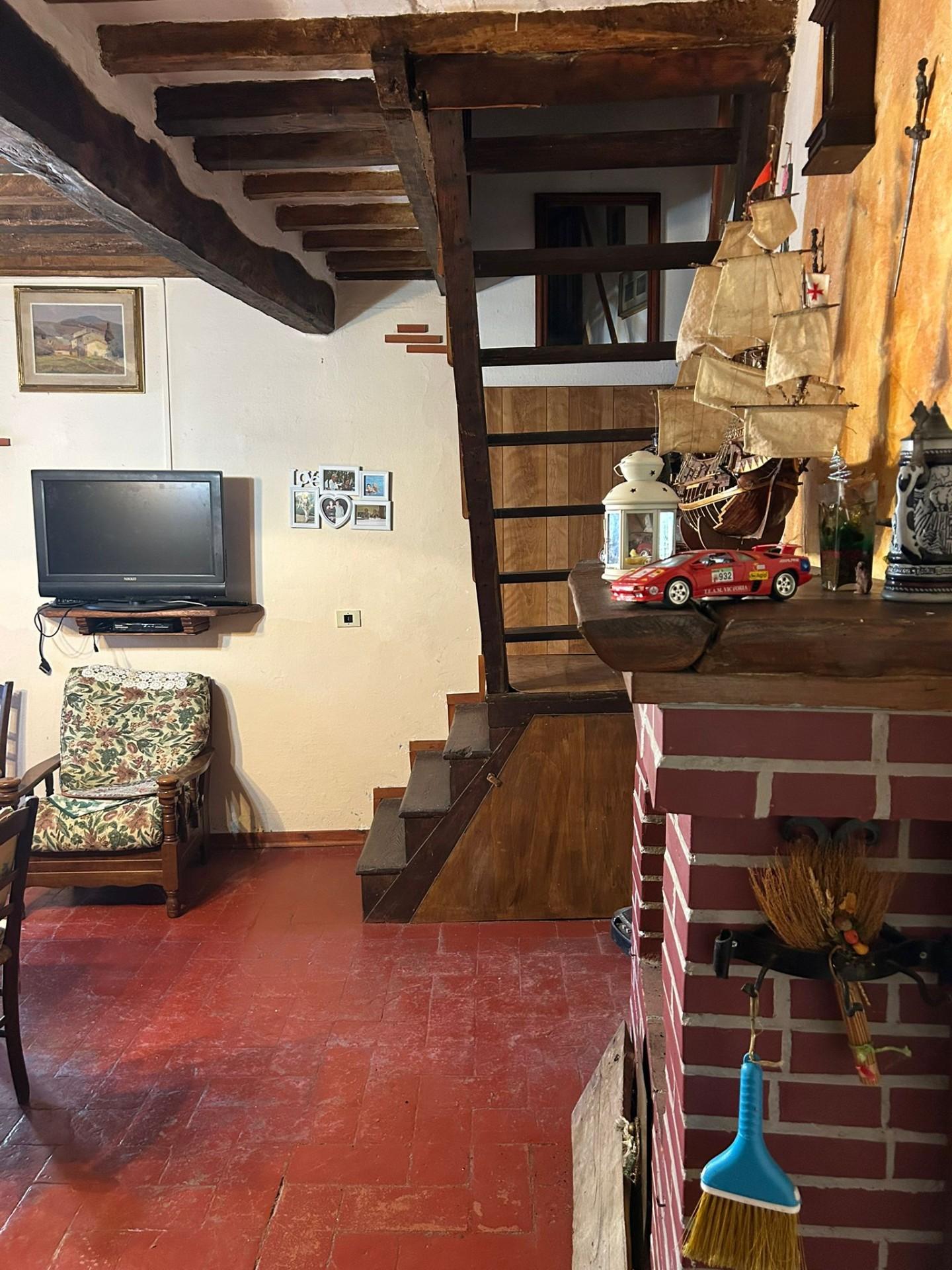 Casa indipendente in vendita, Pescaglia focchia