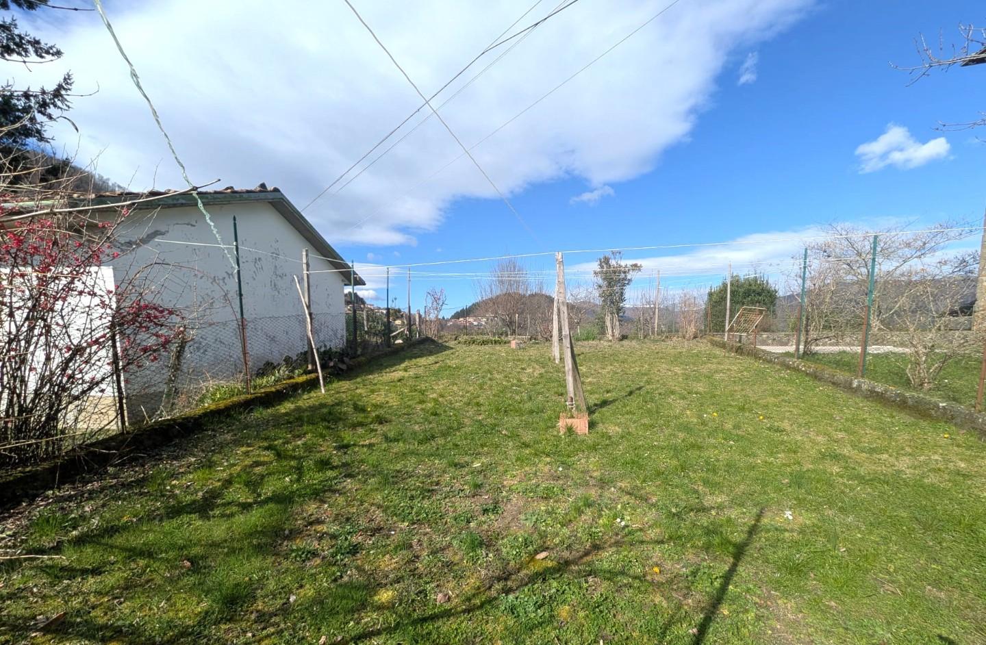 Appartamento in vendita a Camporgiano