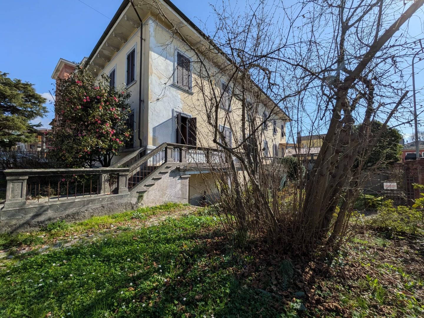 Casa indipendente con giardino a Barga