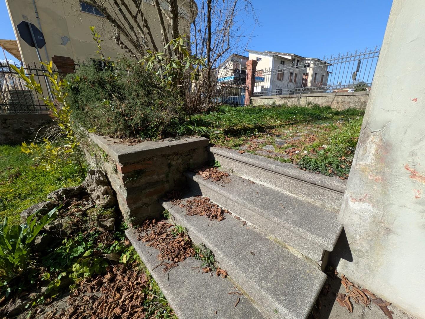 Casa indipendente con giardino a Barga