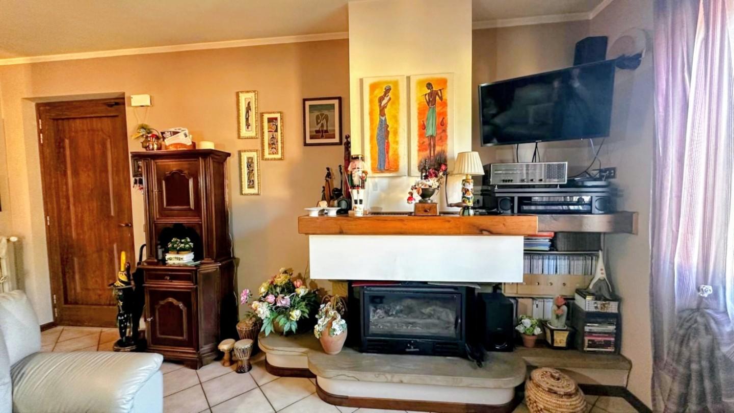 Casa indipendente con giardino a Castelnuovo di Garfagnana