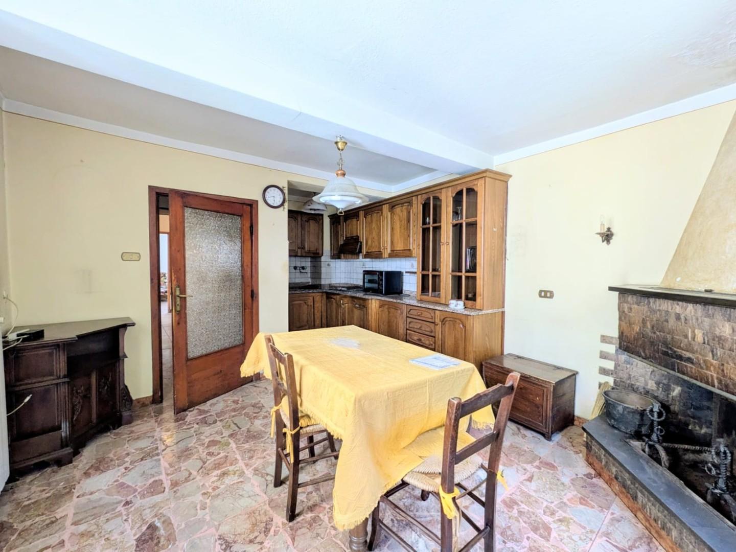 Casa indipendente arredata in affitto a Pieve Fosciana