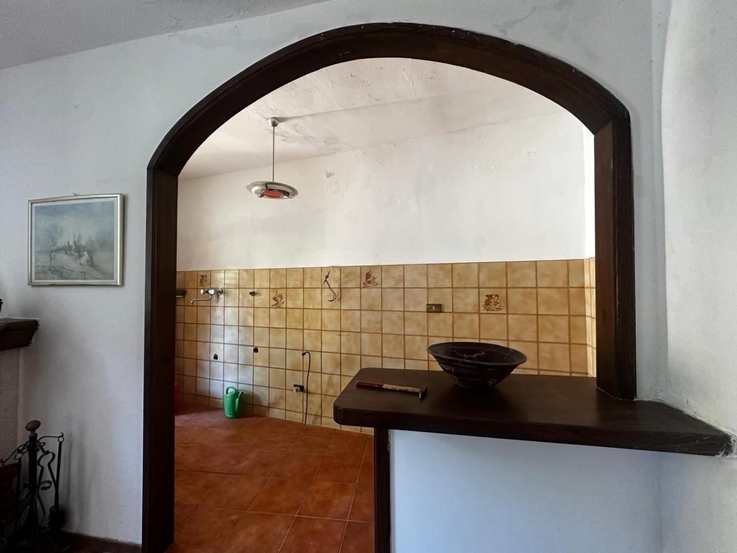 Casa indipendente con terrazzo, Gallicano trassilico