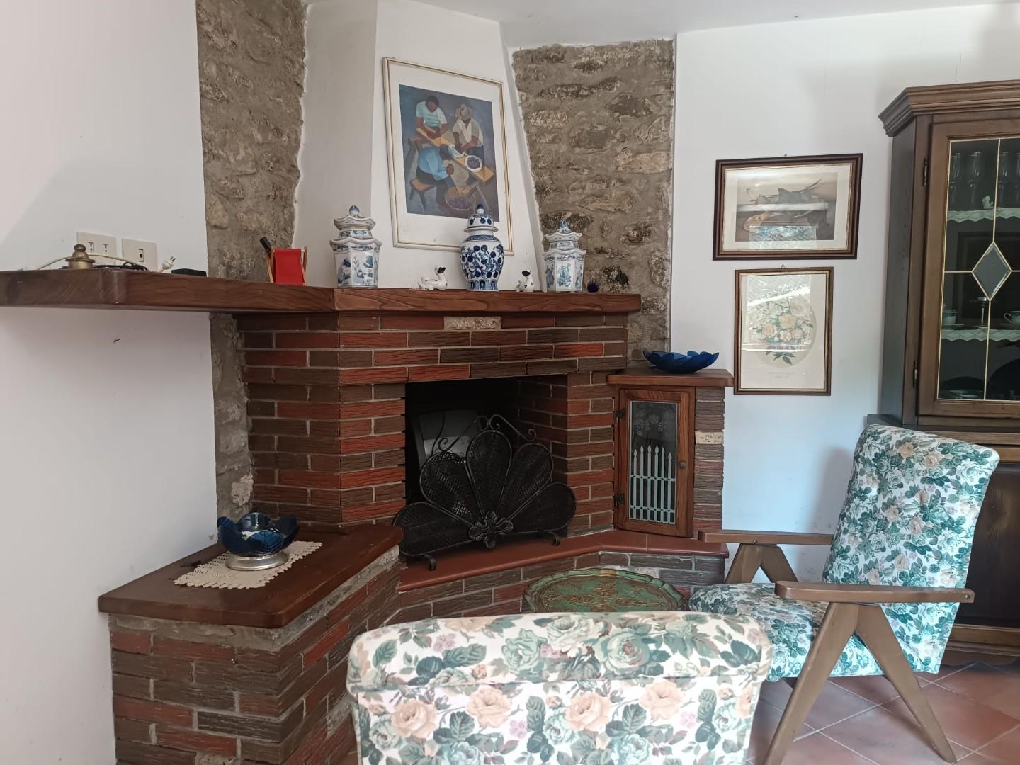 Casa indipendente in vendita a Vagli Sotto