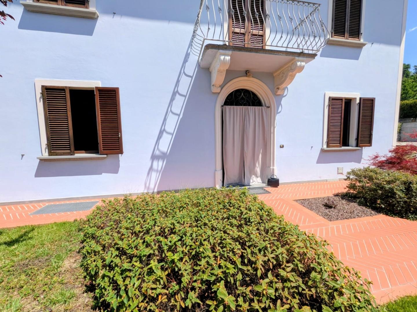 Appartamento con giardino, Barga castelvecchio pascoli