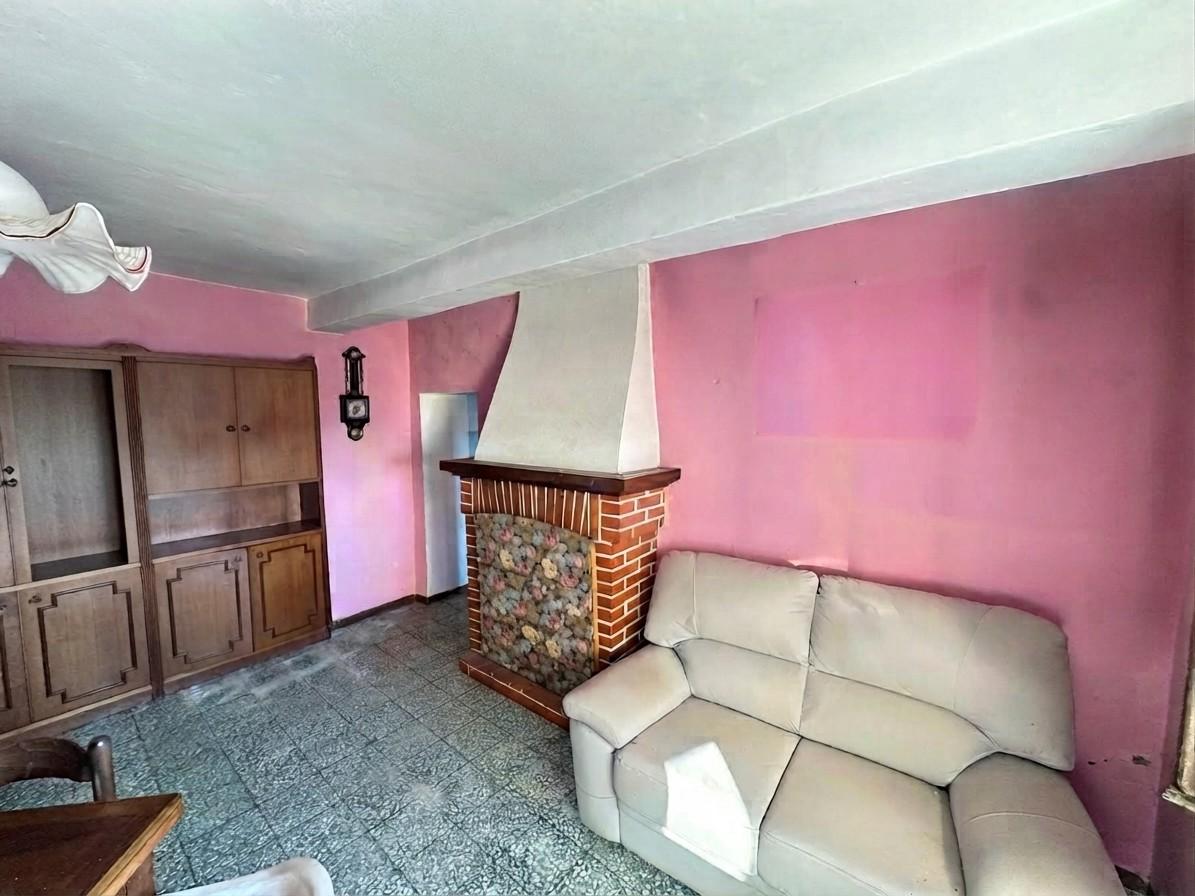 Casa indipendente con giardino, Pescaglia vetriano