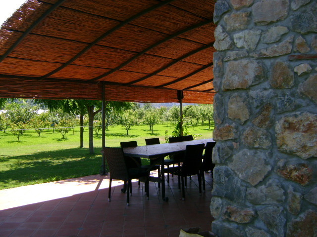 Casa indipendente con giardino a Ameglia