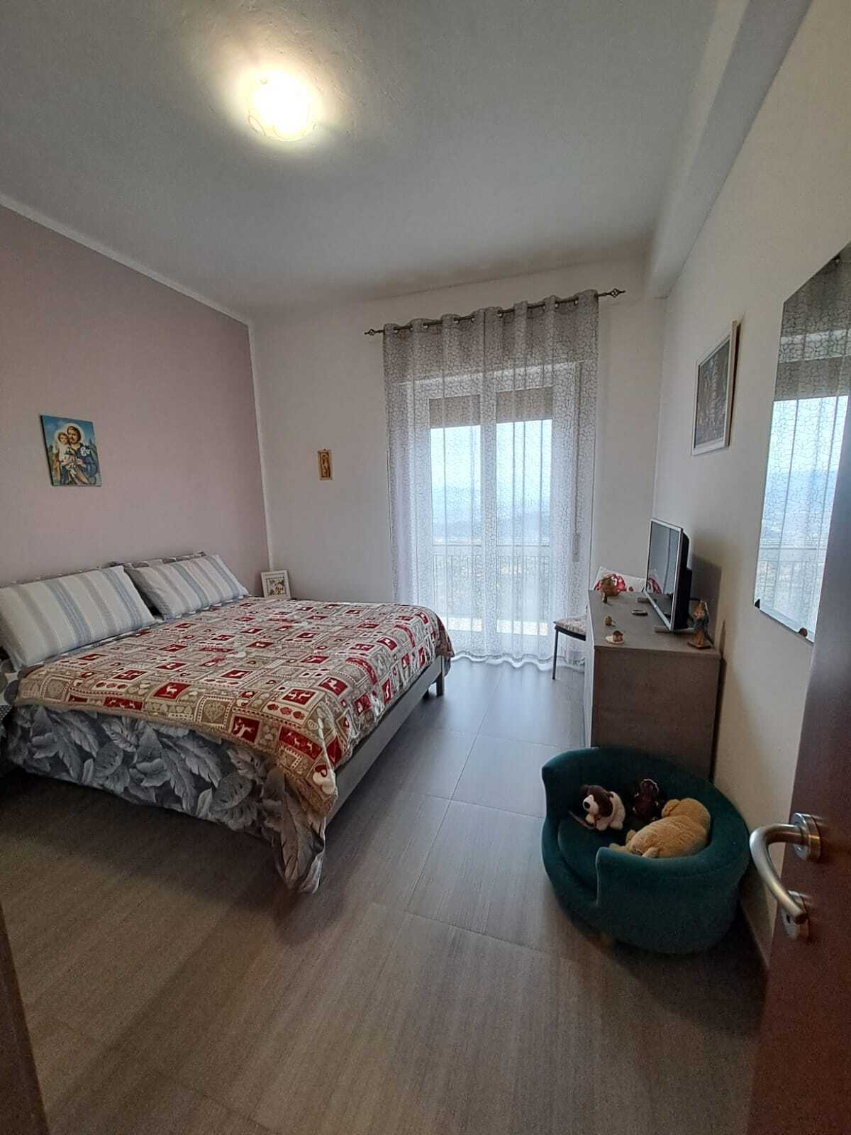 Trilocale ristrutturato in sp 16 3, Vezzano Ligure