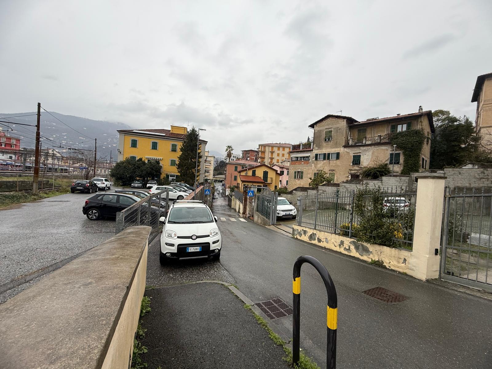 Casa indipendente da ristrutturare a La Spezia