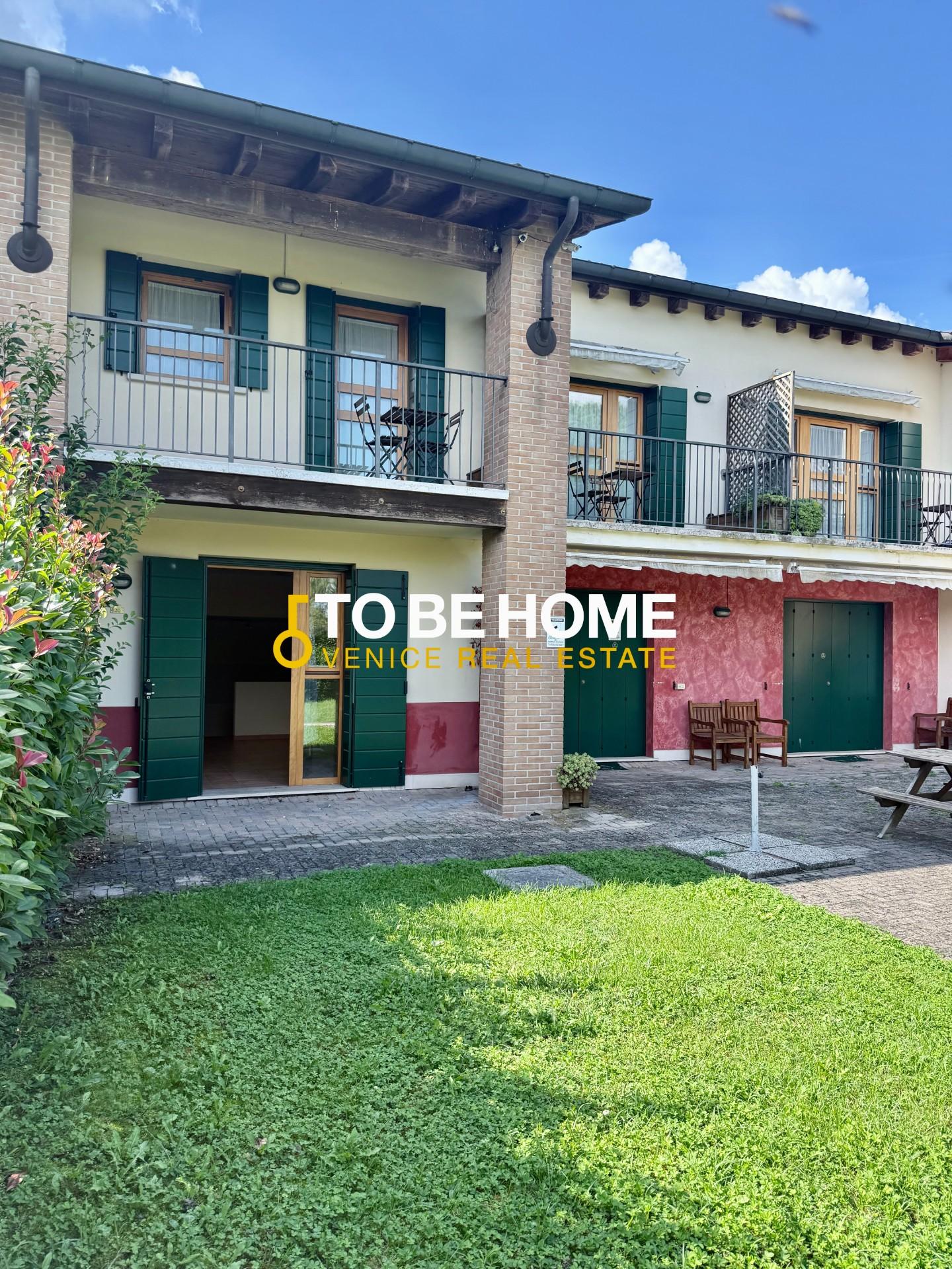Monolocale con giardino a Martellago