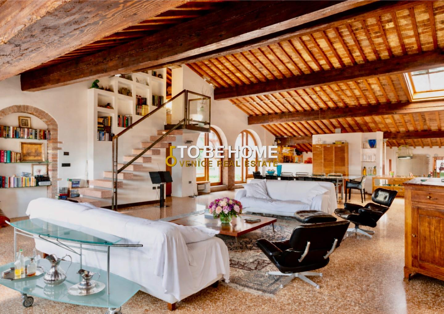 Attico con terrazzo a Vicenza