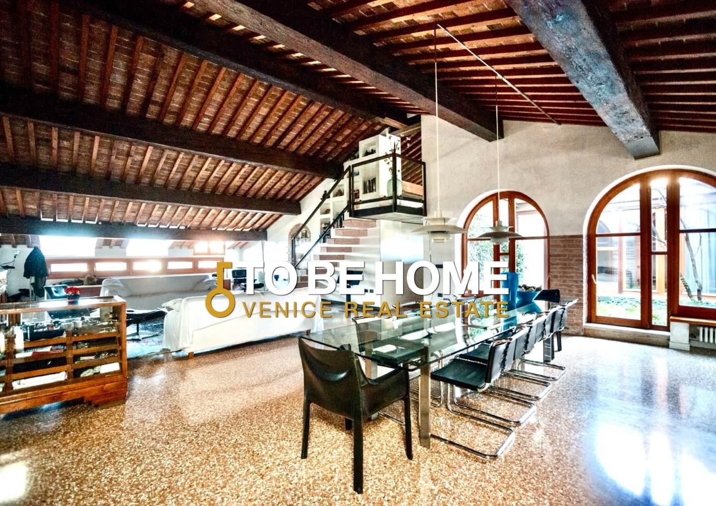 Attico con terrazzo a Vicenza