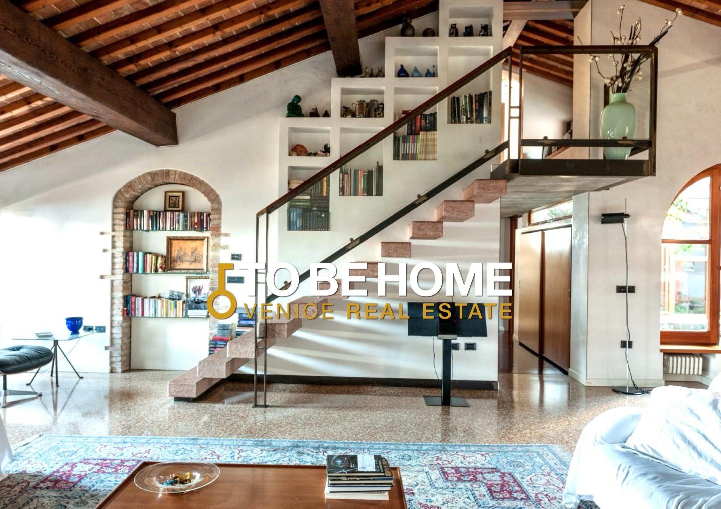 Attico con terrazzo a Vicenza