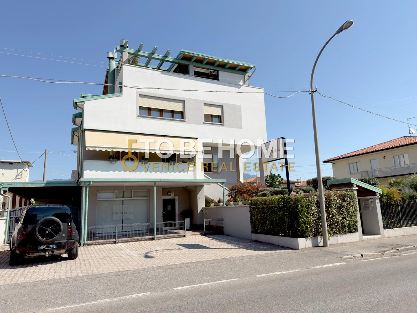 Casa indipendente con giardino a Bassano del Grappa