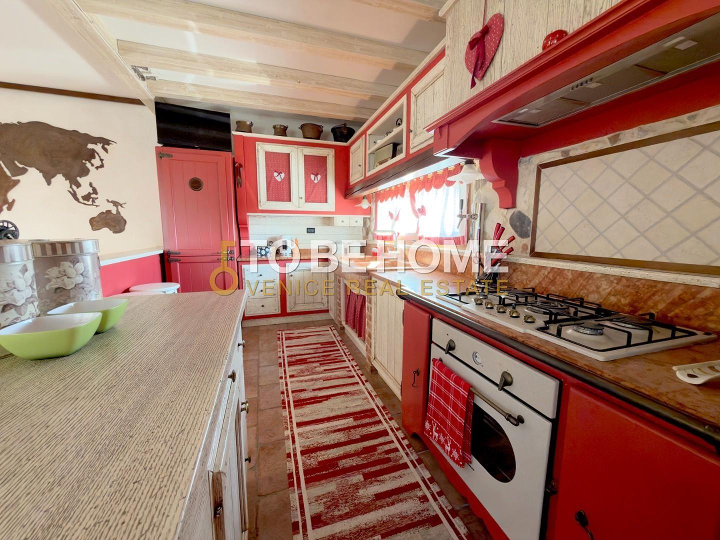 Appartamento con terrazzo a Bassano del Grappa
