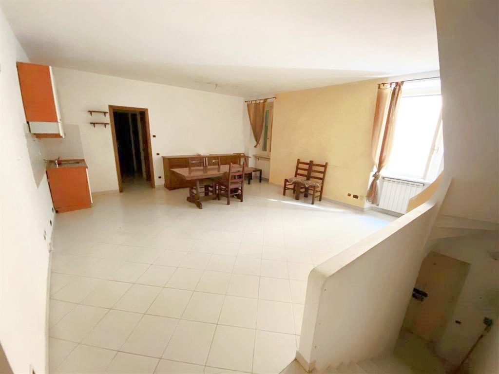 Casa indipendente in vendita in via dei bianchi 21, Castelnuovo Magra